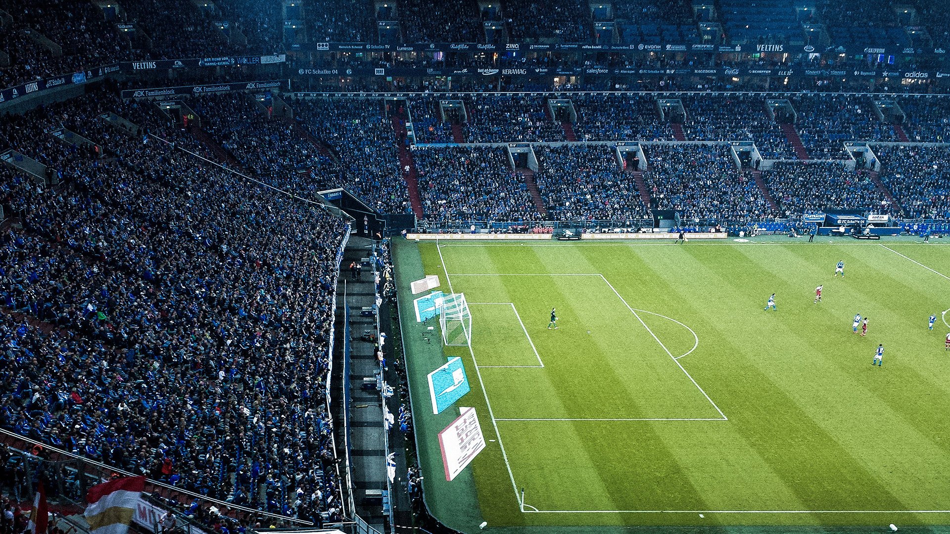 开云体育链接-LOL官宣S16北美落地玩家狂刷：今年不看等明年哭，英雄联盟s16